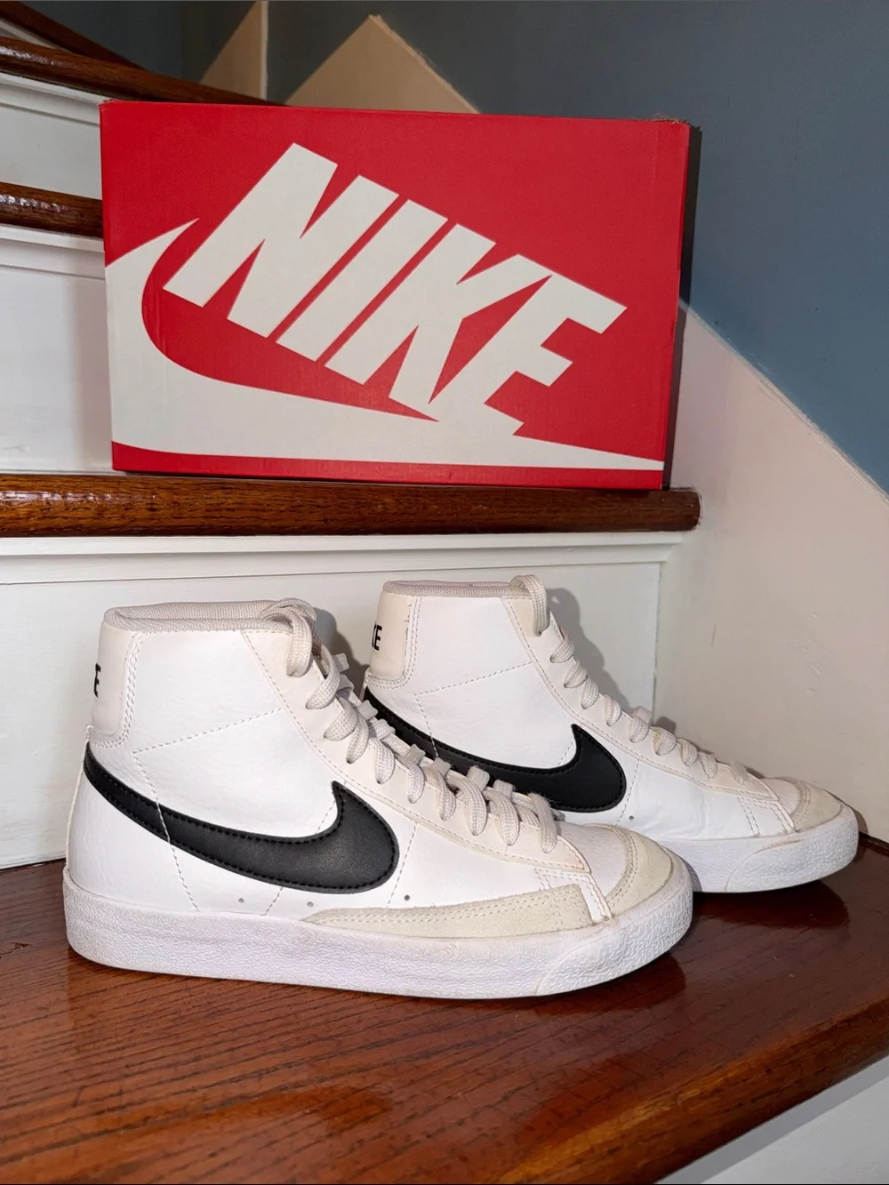 Youth Nike Blazer Mid ‘77 GS White Black Size 5.5